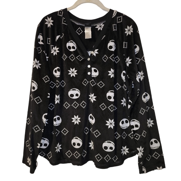 Disney Nightmare Before Christmas Pajama Set - Picture 2 of 14